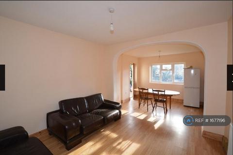 undefined, Loxford Lane, Ilford, IG1