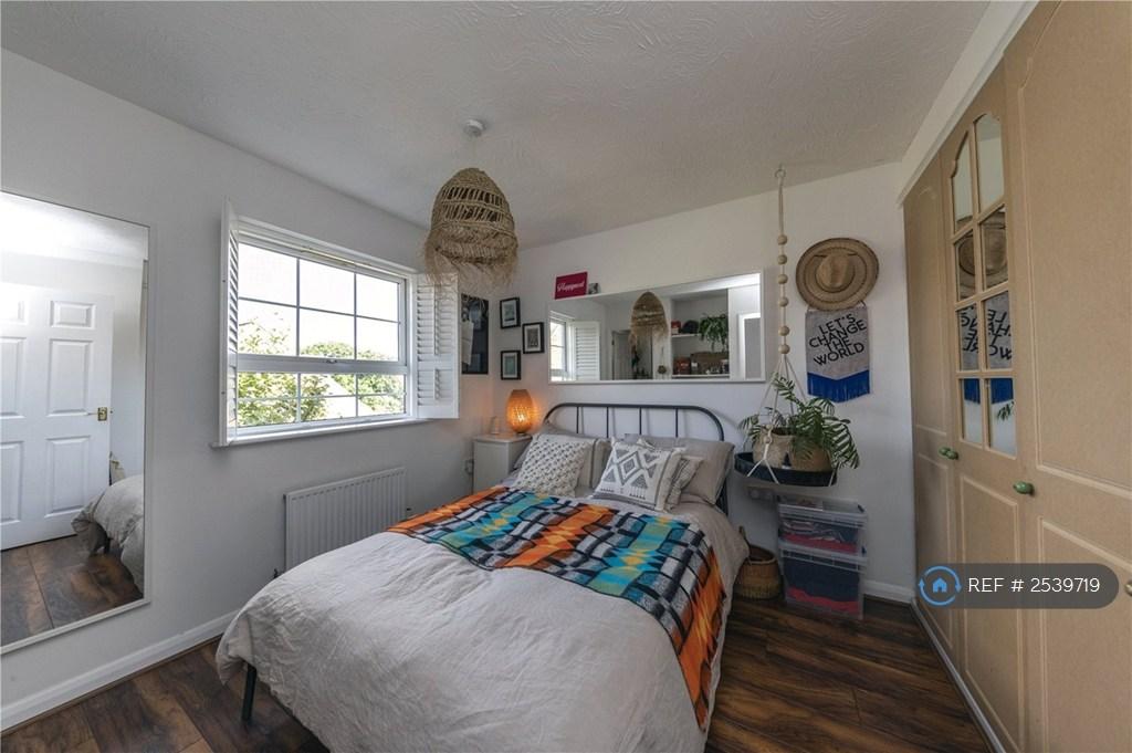 Ensuite Room