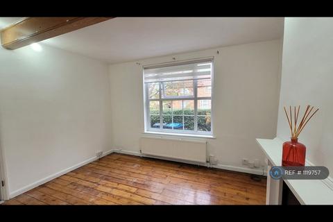 2 bedroom terraced house to rent, Bodmin Grove, Morden, SM4