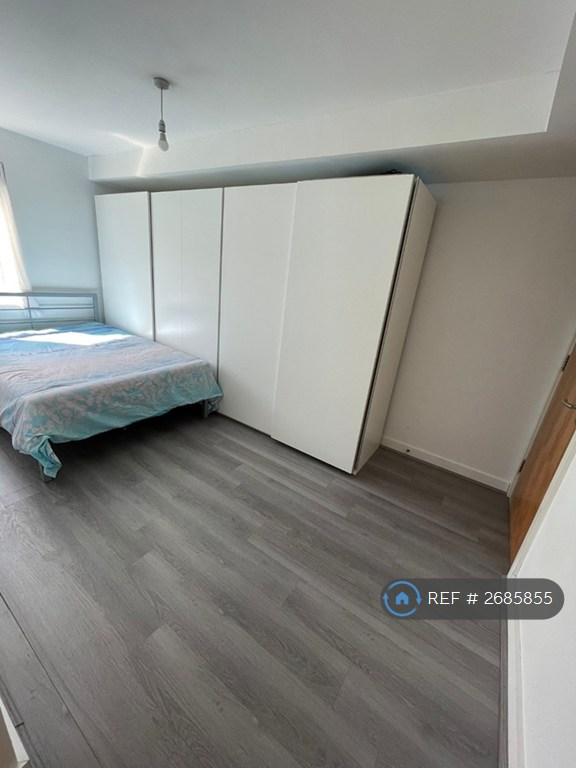 Bedroom 1 (Master)