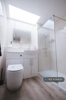 1 bedroom in a house share to rent, Gun Hill Place, Basildon, SS16