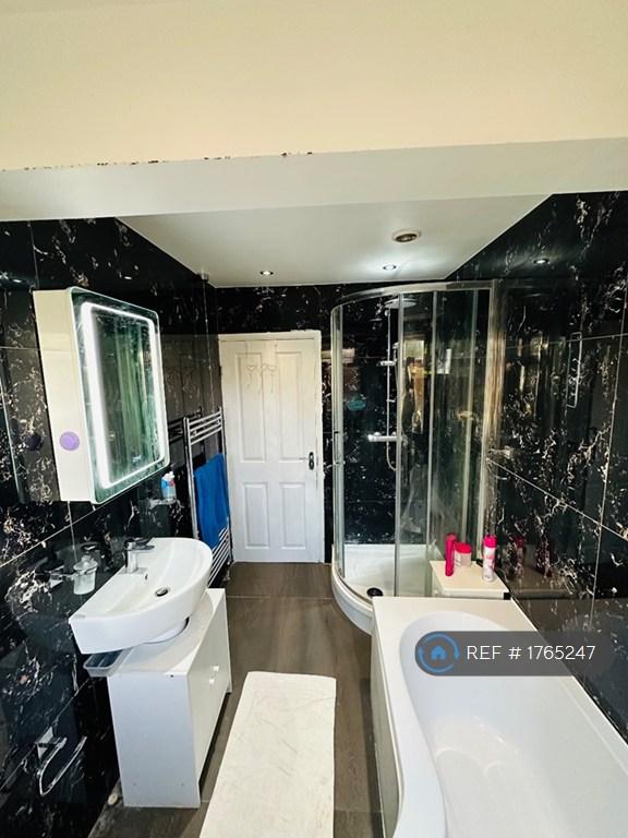 Bathroom1