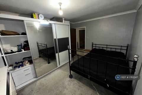undefined, Leagrave High Street, Luton, LU4