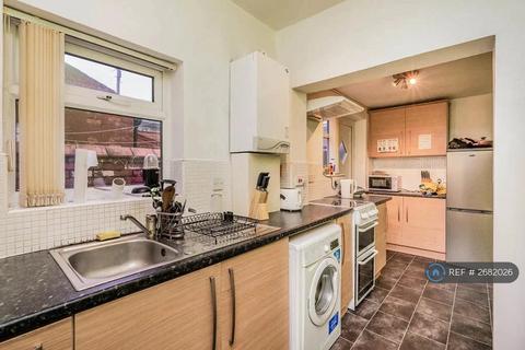 3 bedroom terraced house to rent, Ventnor Street, Salford, M6