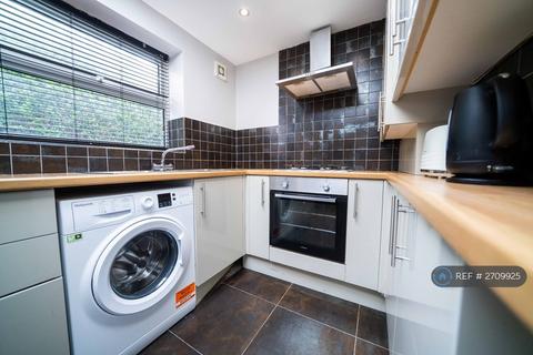 4 bedroom terraced house to rent, Woodhead Road, Sheffield, S2