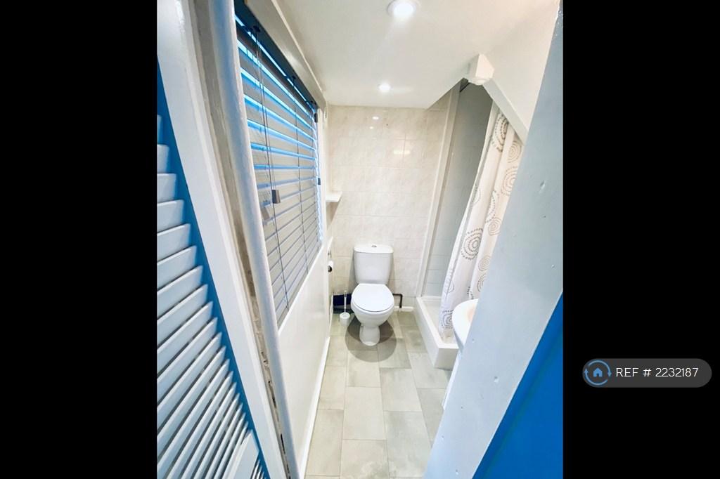 Snug En-Suite