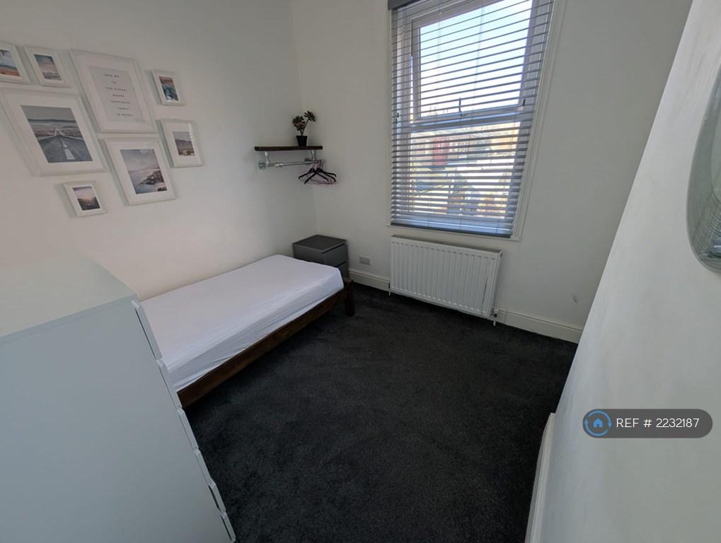 Snug Bedroom