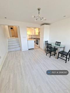 3 bedroom flat to rent, Morden Road, London, SW19