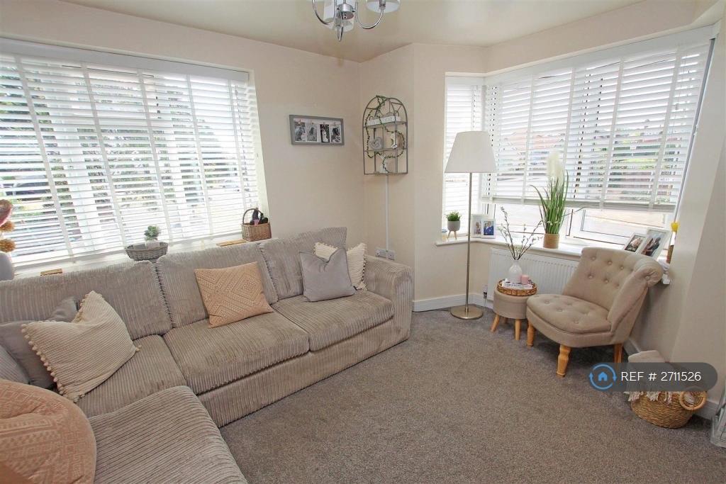 Setup 2 - Couple/Single Tenants: Spare Room