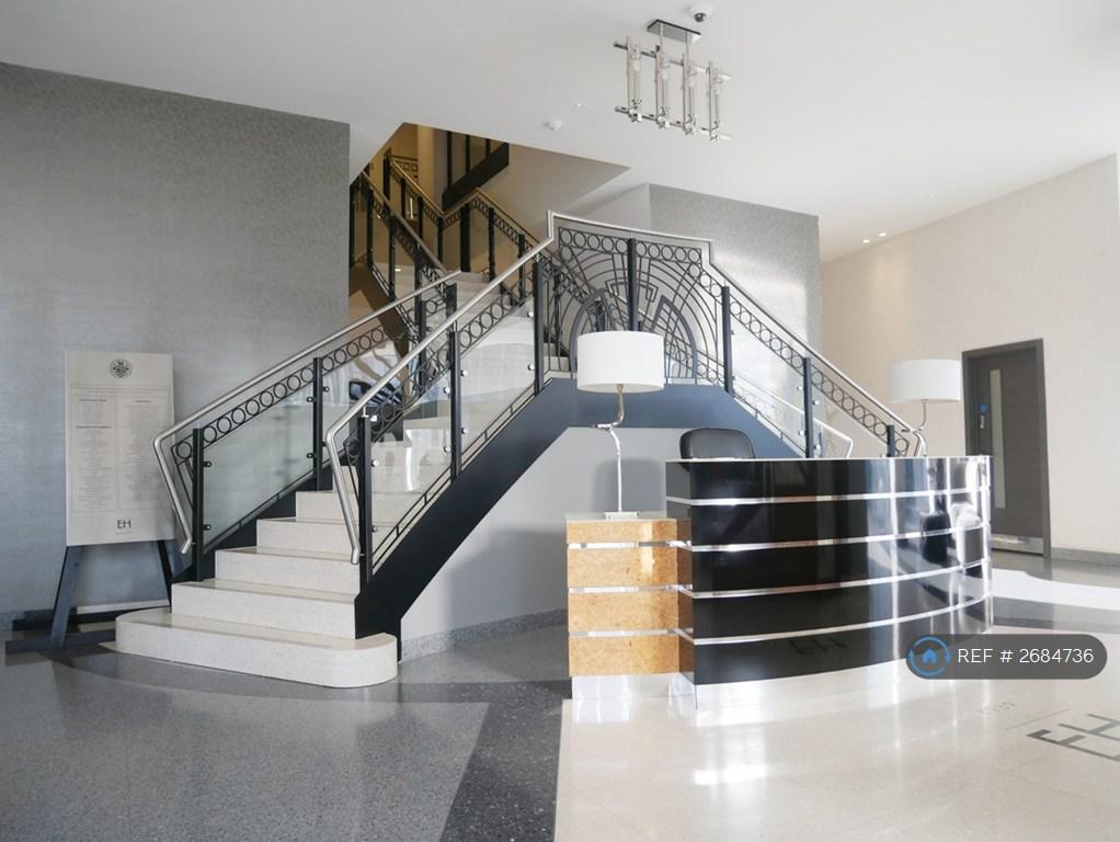 Concierge Desk