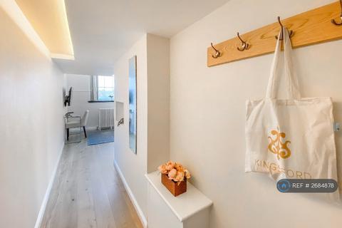 undefined, Mcdonald Road, Edinburgh, EH7