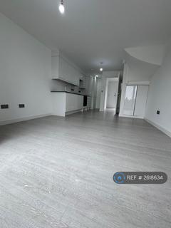 undefined, Staines Road, Feltham, TW14