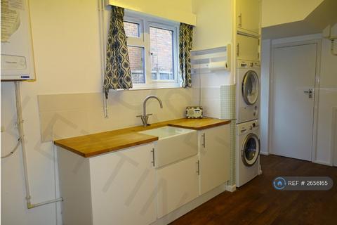 undefined, Barnet Lane, Elstree, Borehamwood, WD6