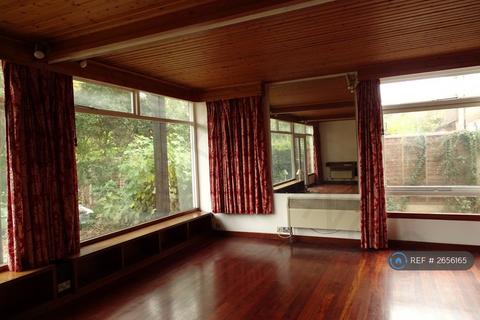 undefined, Barnet Lane, Elstree, Borehamwood, WD6