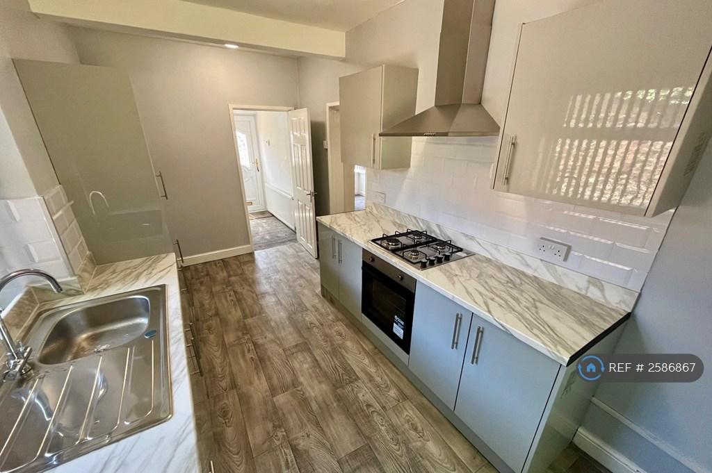 Kitchen 2