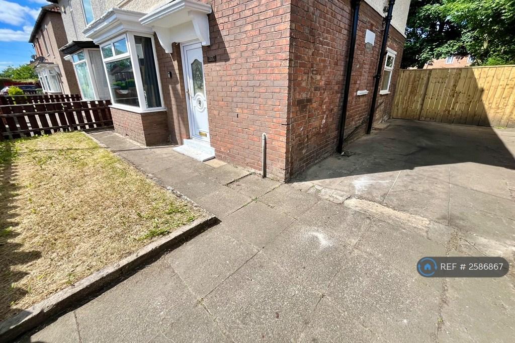 Front Garden And Drive