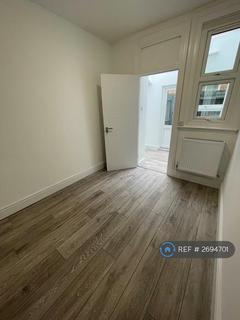1 bedroom flat to rent, Myddleton Road, London, N22