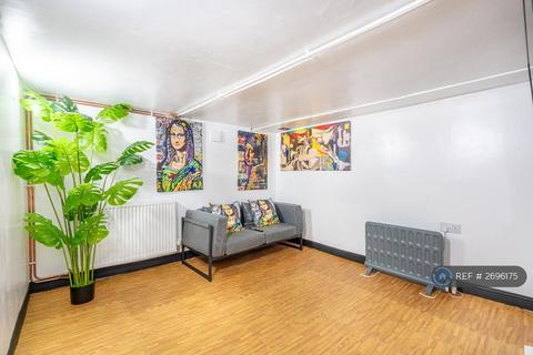 undefined, Spooner Road, Sheffield, S10