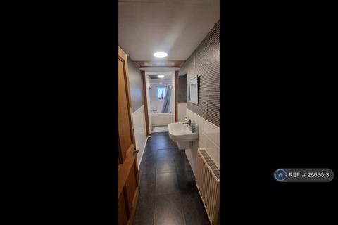 undefined, Causewayside, Edinburgh, EH9