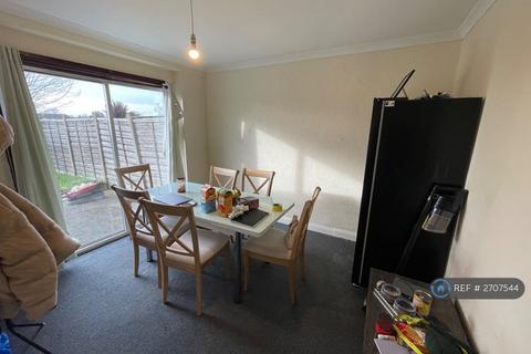 undefined, Cassiobury Avenue, Feltham, TW14