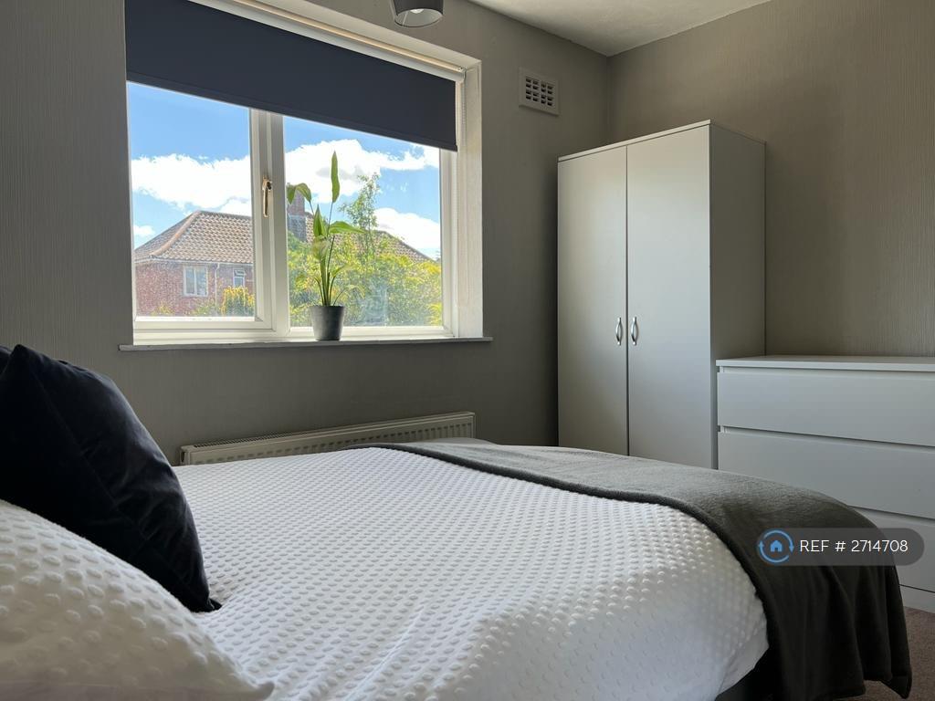 Double Bedroom