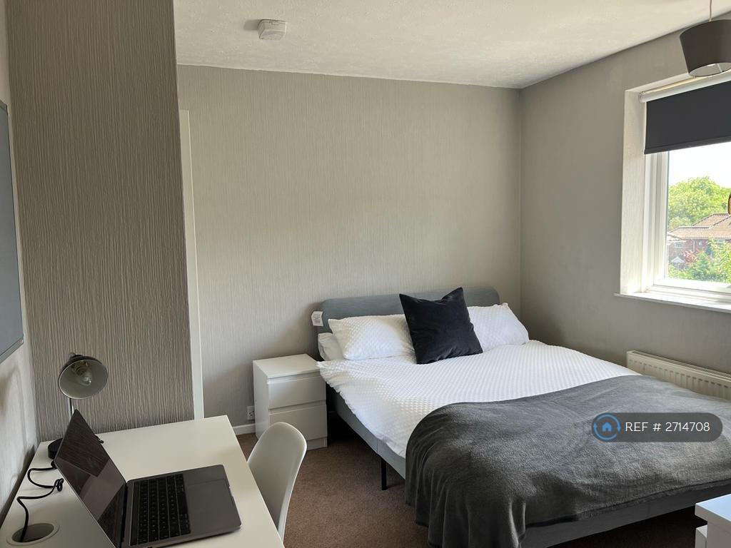 Double Bedroom