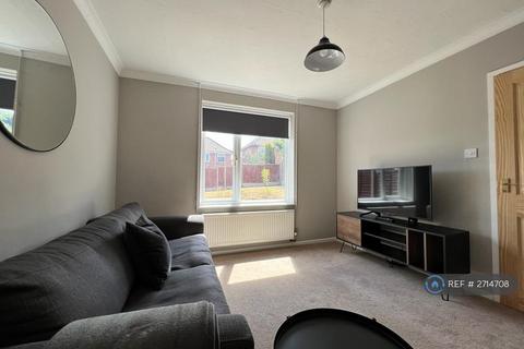 4 bedroom semi-detached house to rent, Nasmith Road, Norwich, NR4