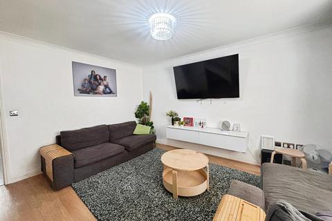 undefined, Kings Road, East Cowes, Isle of Wight
