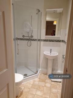 undefined, Sevenoaks Close, Sutton, SM2