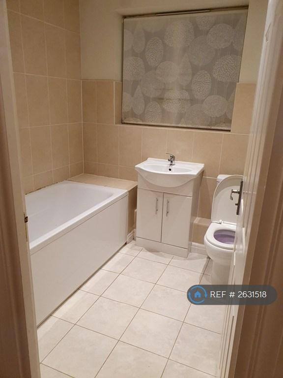 Main Bathroom