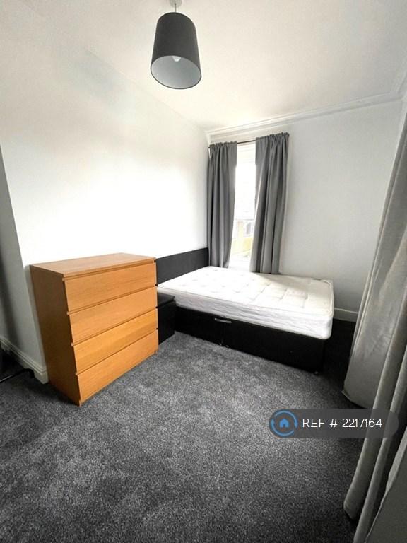 Room 9