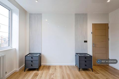 2 bedroom flat to rent, Townshend Court, London, NW8