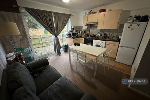 undefined, Wensleydale, Luton, LU2