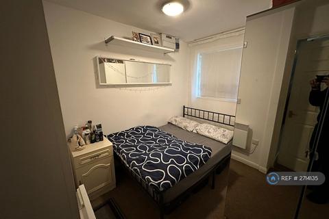 undefined, Wensleydale, Luton, LU2