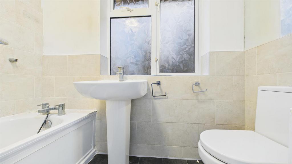 CAM05136 G0-PR0174-STILL012.jpg