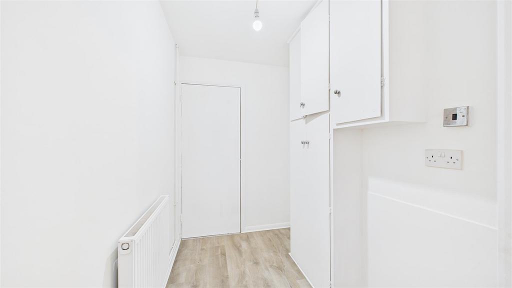 CAM05136 G0-PR0174-STILL001.jpg