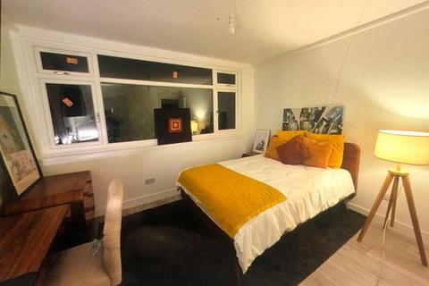 undefined, 128 Coburg Crescent, London, SW2