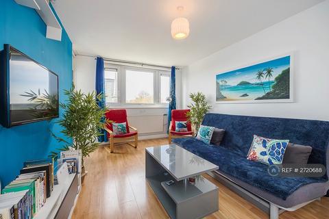 1 bedroom flat to rent, Macclesfield House, London, EC1V