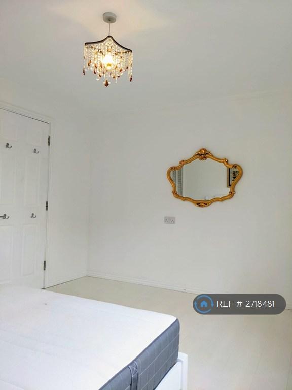 Spacious Bedroom