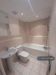 1 bedroom penthouse to rent, Paveley Court, London, NW7