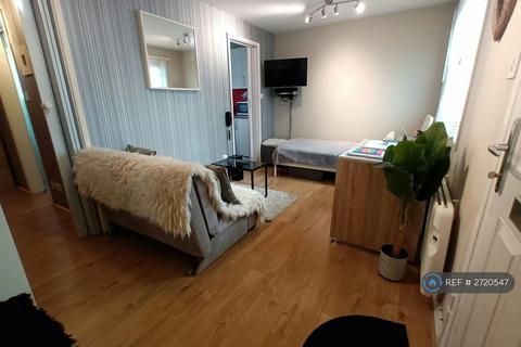 undefined, Forest Rise, Milton Keynes, MK6