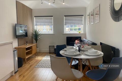 undefined, Queens Road, Reading, RG1