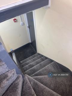 2 bedroom flat to rent, High Street, Wem, SY4