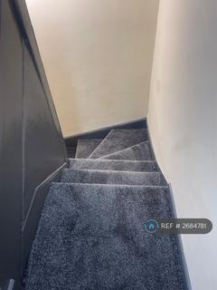 2 bedroom flat to rent, High Street, Wem, SY4