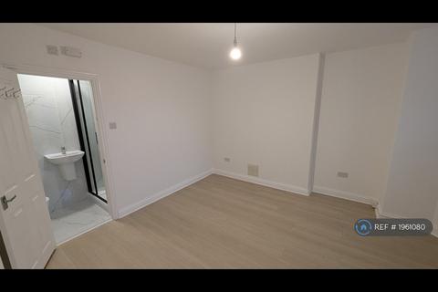 undefined, St Johns Road, Watford, WD17