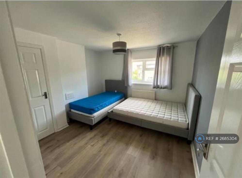 Guest Bedroom a