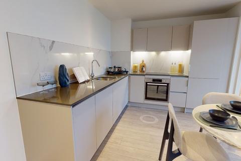 2 bedroom flat to rent, Dumballs Road