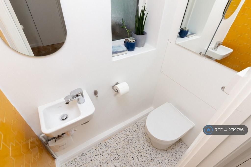 Toilet Room
