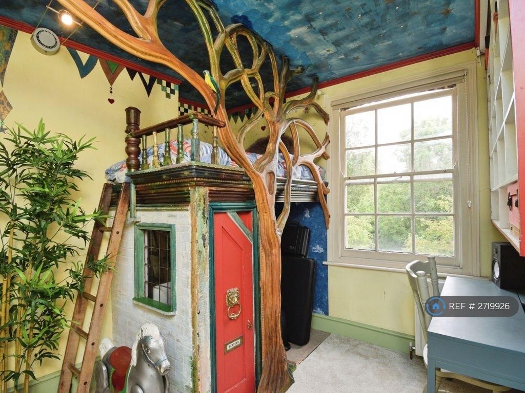 Bedroom 4 (Kids Bedroom)