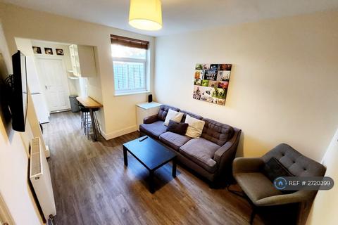 5 bedroom terraced house to rent, Ridgeway Road, Bristol, BS16